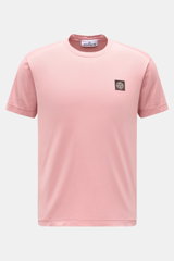 Stone Island T-Shirt 'Basic Cotton' rosé, frontale Nahaufnahme, Slim Fit, reine Baumwolle, weicher Griff, Rundhalsausschnitt, Weblabel auf der Brust.