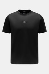 C.P. Company Rundhals-T-Shirt schwarz, frontal fotografiert, aus mercerisierter Baumwolle, Slim Fit, weicher Griff, Logo-Print auf der Brust.