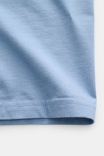 MC2 Saint Barth Rundhals-T-Shirt 'Portofino' rauchblau, Detailaufnahme Saum, weiche Bio-Baumwolle, Slim Fit, Brust-Stitching und Print, Ärmel-Stickerei.