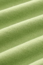 Filippo de Laurentiis Kurzarmpullover grün, Detailaufnahme des feinen Strickbilds aus reiner Baumwolle mit weichem Griff in Nahaufnahme.