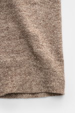 Filippo de Laurentiis Feinstrick-Kurzarmpullover braun meliert, Slim Fit, Rundhalsausschnitt, Rippbündchen, Detailaufnahme des feinen Strickbilds aus Leinen-Baumwoll-Mix.