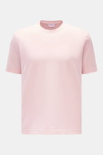 Frontale Nahaufnahme des 04651/ A trip in a bag Rundhals-T-Shirts rosé, Jersey aus reiner Baumwolle, weicher Griff, Regular Fit, Rundhalsausschnitt, kleines Weblabel.