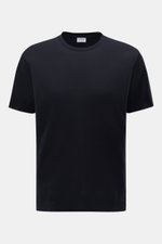 Frontansicht des navyfarbenen 04651/ A trip in a bag Piqué-T-Shirt 'TP' aus reiner Baumwolle mit Slim Fit, Rundhalsausschnitt und Rippbündchen.