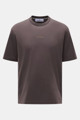 Stone Island Rundhals-T-Shirt 'Printed Tee' mauve, frontale Nahaufnahme, Bio-Baumwolle, weicher Griff, STONE ISLAND-Print mittig, Rundhalsausschnitt, Regular Fit