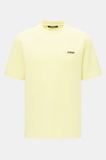 Jacquemus Crew Neck T-Shirt light yellow shown from front, pure cotton, soft touch, slim fit, Grosgrain with logo stitching on chest.