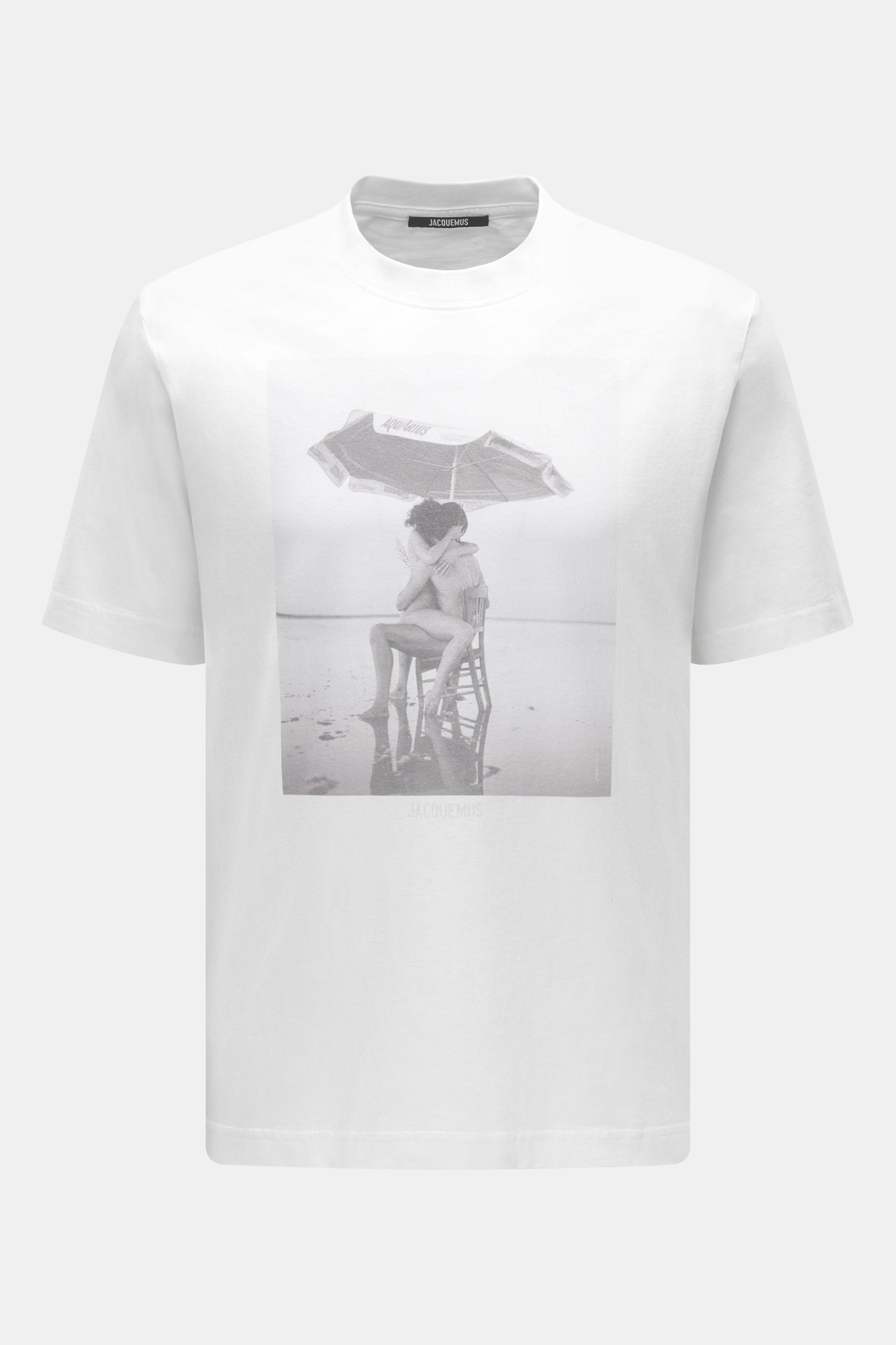 Jacquemus Crew neck T-Shirt white, front view, pure cotton, soft touch, slim fit, distinctive print of two people hugging under umbrella.