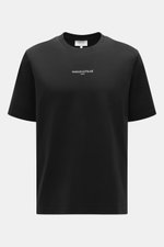 Maison Kitsuné Crew neck T-Shirt black shown from the front, pure cotton with a slightly textured feel, regular fit, boxy cut, crew neckline, distinctive fox print on chest.