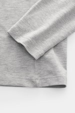 Close-up front view of the sleeve and hem of the Kiefermann Crew neck long sleeve 'Alberts' grey melange, showing jersey in modal and cotton, elasticated fabric, soft touch, slim fit, crew neck.