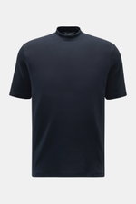 Kiefermann Rundhals-T-Shirt 'Paddys' navy, Slim Fit aus reiner, leicht elastischer Baumwolle mit weichem Griff, Vorderansicht mit Rundhalsausschnitt.
