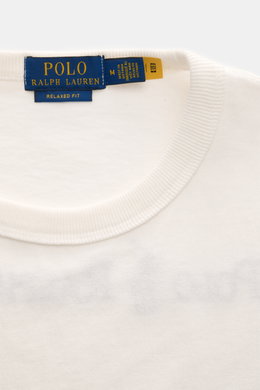 Close-up front view of Polo Ralph Lauren Crew neck T-shirt white showing ribbed crew neck and blue brand label with relaxed fit tag.

Description: <p>A timeless classic for hot days: This T-shirt by POLO RALPH LAUREN features a signature logo and a casual