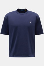 Front view of Polo Ralph Lauren Crew neck T-shirt navy in solid navy blue with signature white logo stitching on chest, casual boxy fit.

<p>A timeless classic for hot days: This T-shirt by POLO RALPH LAUREN features a signature logo and a casual boxy fit