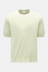 Front view of 04651/ A trip in a bag Kurzarmpullover 'Pima Cotton' pastellgrün, a slim fit short-sleeve pullover in pastel green made of pure Pima cotton. <p>Aus feiner Pima-Baumwolle gefertigt, lässt Sie der Kurzarmpullover 'Pima Cotton' von 04651 / A TR