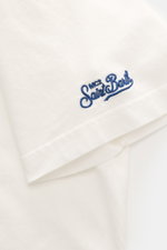 MC2 Saint Barth Rundhals-T-Shirt 'Arnott Warm' offwhite, Detailaufnahme von unten rechts, weiche Baumwolle mit St. Barth-Stickerei am Ärmel.