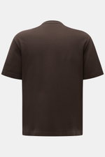 04651/ A trip in a bag Rundhals-T-Shirt 'If Tee' dunkelbraun, Rückenansicht, Jersey aus elastischer Baumwolle, weicher Griff, Regular Fit, Weblabel seitlich.