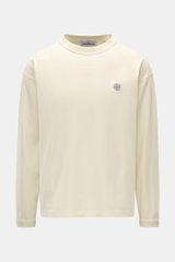 Stone Island Rundhals-Longsleeve off-white shown front view, jersey aus reiner Bio-Baumwolle, weicher Griff, garment dyed, Regular Fit, Rundhalsausschnitt, STONE ISLAND Weblabel auf der Brust, elastische Ärmelbündchen.