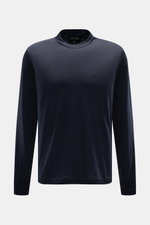Emporio Armani Longsleeve navy shown from front, subtle luxury in pure wool, soft feel, regular fit, crew neckline, timeless style.