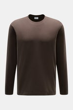 Front view of 04651/ A trip in a bag Longsleeve 'Jersey Tee' brown, lightweight cotton jersey, soft feel, regular fit, round neckline, short hem slits.