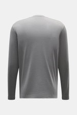 Back view of the 04651/ A trip in a bag Longsleeve 'WJ Tee' grey melange, a soft wool and microfiber blend with crew neckline and short hem slits.

<p>Versatile basic: The soft long sleeve 'WJ Tee' from 04651/ A TRIP IN A BAG combines the highest material