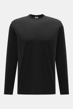 Front view of 04651/ A trip in a bag Longsleeve 'WJ Tee' black, a versatile basic with round neckline, regular fit, soft wool-microfiber blend.