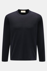 Officine Générale Feinstrick-Rundhalspullover dark navy, frontal fotografiert, luxuriöses Basic aus Wolle und Seide, Slim Fit, weicher Griff, feines Strickbild, Rundhalsausschnitt, doppelte Saumkante.