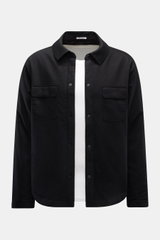 Vorderansicht des 04651/ A trip in a bag Wende-Overshirt schwarz aus Wolle, Cashmere und Microfaser, Slim Fit, beidseitig tragbar, Druckknopfleiste, Umlegekragen, Brusttaschen mit Patte, Taschen in der Seitennaht, leichter Stretch, Wattierung, weicher Gri