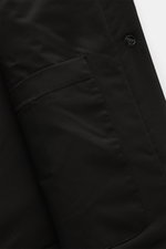 Schwarzes 04651/ A trip in a bag Wende-Overshirt Slim Fit, Detailansicht von Innen mit Tasche, Druckknopfleiste, leichter Stretch, weicher Griff, Wattierung.