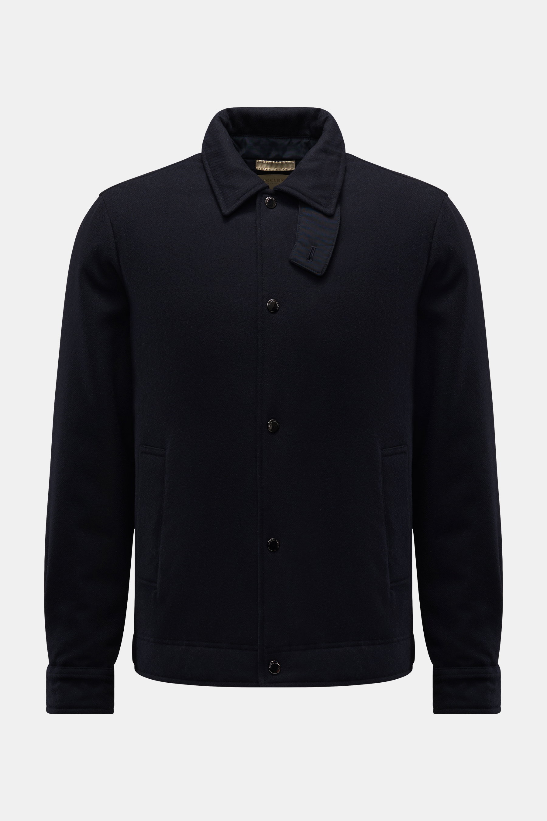 Woolrich Daunenjacke navy, frontale Ansicht, Wolle und Microfaser, leichte Daunenfüllung, Slim Fit, Druckknopfleiste, variabler Kragen mit Knopfriegel, schräge Leistentaschen, Ärmelabschlüsse mit Knopf, regulierbare Taillenweite, gesteppter glatter Futter