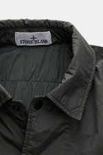 Stone Island Overshirt 'Crinkle Reps' dunkelgrau, Slim Fit, wind- und wasserabweisend, Microfaser, Kragen, Druckknopfleiste, Innenansicht.