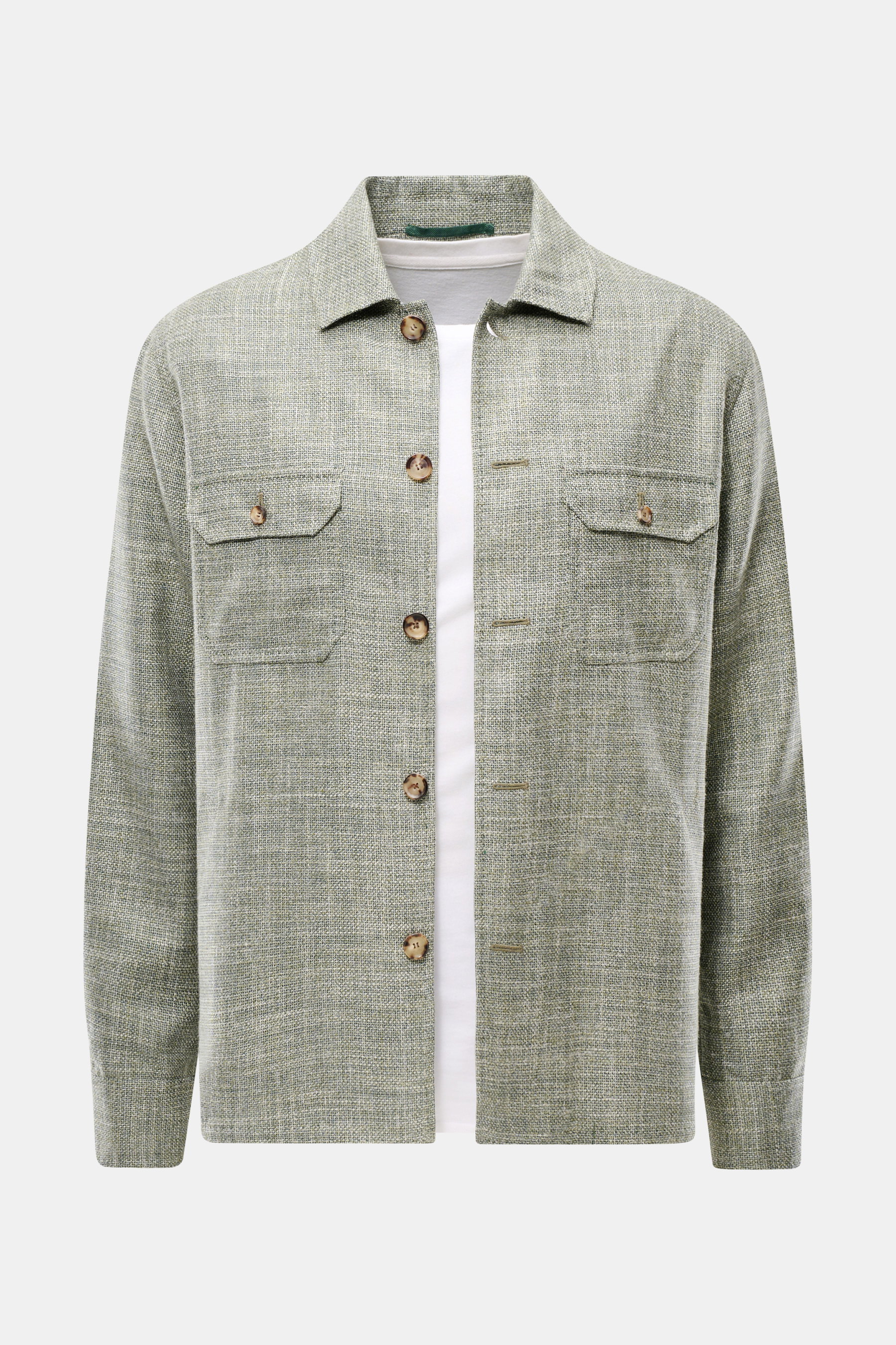 Stile Latino Overshirt 'Gu Texas' dunkelgrün/offwhite meliert, frontal fotografiert, Regular Fit mit Fünf-Knopf-Leiste, Umlegekragen, vier Fronttaschen, Knopfärmel, aus Wolle, Seide, Leinen, unconstructed Design, leicht griffige Haptik.