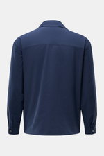 Rückansicht des 04651/ A trip in a bag Overshirt 'Technical Seersucker' navy aus leichter, strukturierter Microfaser im Slim Fit.