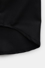 Close-up side view of Marco Pescarolo Overshirt 'Zenith' black showing textured virgin wool and cashmere fabric with smooth stitching.

Description:  
<p>Timeless fall essential: The 'Zenith' overshirt by MARCO PESCAROLO impresses with minimalist elegance