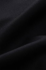 Alt tag (max 125 characters): Close-up fabric texture of Marco Pescarolo Overshirt 'Zenith' black, photographed from a macro front angle.

Description:  
<p>Timeless fall essential: The 'Zenith' overshirt by MARCO PESCAROLO impresses with minimalist elega