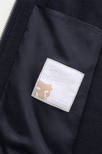 Nahaufnahme des Innenfutters mit Label des Marco Pescarolo Overshirt 'Urus' navy, Mix aus Schurwolle und Cashmere, Slim Fit, ungefüttert.