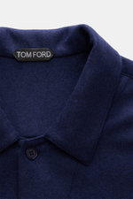 Tom Ford Cashmere Overshirt navy in Nahaufnahme von oben, reiner Cashmere, Slim Fit, Umlegekragen, Brusttasche, französische Knopfleiste.