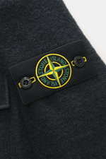 Alt tag (125 characters): Close-up of Stone Island Overshirt navy showing compass badge on textured bouclé fabric from front angle.

Description:
<p>Timeless layering essential: The bouclé overshirt from STONE ISLAND complements autumn and winter looks wi