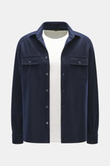 Fedeli Cashmere Overshirt 'Niky' navy in Slim Fit, frontal fotografiert, mit Umlegekragen, französischer Knopfleiste, Brusttaschen, Sportmanschette aus weichem Cashmere.