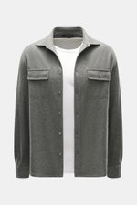 Fedeli Cashmere Overshirt 'Niky' grau meliert, Slim Fit, weicher Strick aus reinem Cashmere, Frontansicht mit Umlegekragen, Brusttaschen und Sportmanschetten.