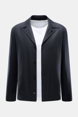 Lardini Overshirt 'Accony' navy aus reiner Schurwolle, Slim Fit mit Reverskragen, Vier-Knopf-Leiste und Blütenanstecker, frontal fotografiert.