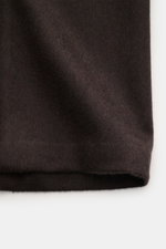 Close-up front view of Barena Venezia Cashmere Overshirt dark brown showing pure cashmere fabric with very soft feel, Regular Fit, four-button placket, turn-down collar, patch chest and hip pockets, buttoned sleeve cuffs, unconstructed design, and two inn