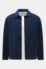 Circolo 1901 Cord-Overshirt dunkelblau, frontale Nahaufnahme, Slim Fit, Umlegekragen, französische Knopfleiste, Cord aus elastischer Baumwolle, softer Griff, aufgesetzte Brust- und Hüfttaschen, unconstructed Design, eine Innentasche.