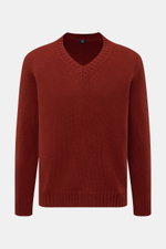 Fedeli V-Neck Pullover rotbraun, frontale Nahaufnahme, Slim Fit, voluminöses Cashmere-Mohair-Gemisch, breiter V-Ausschnitt, mittelfeines Strickbild, breite Rippbündchen, sehr weich.