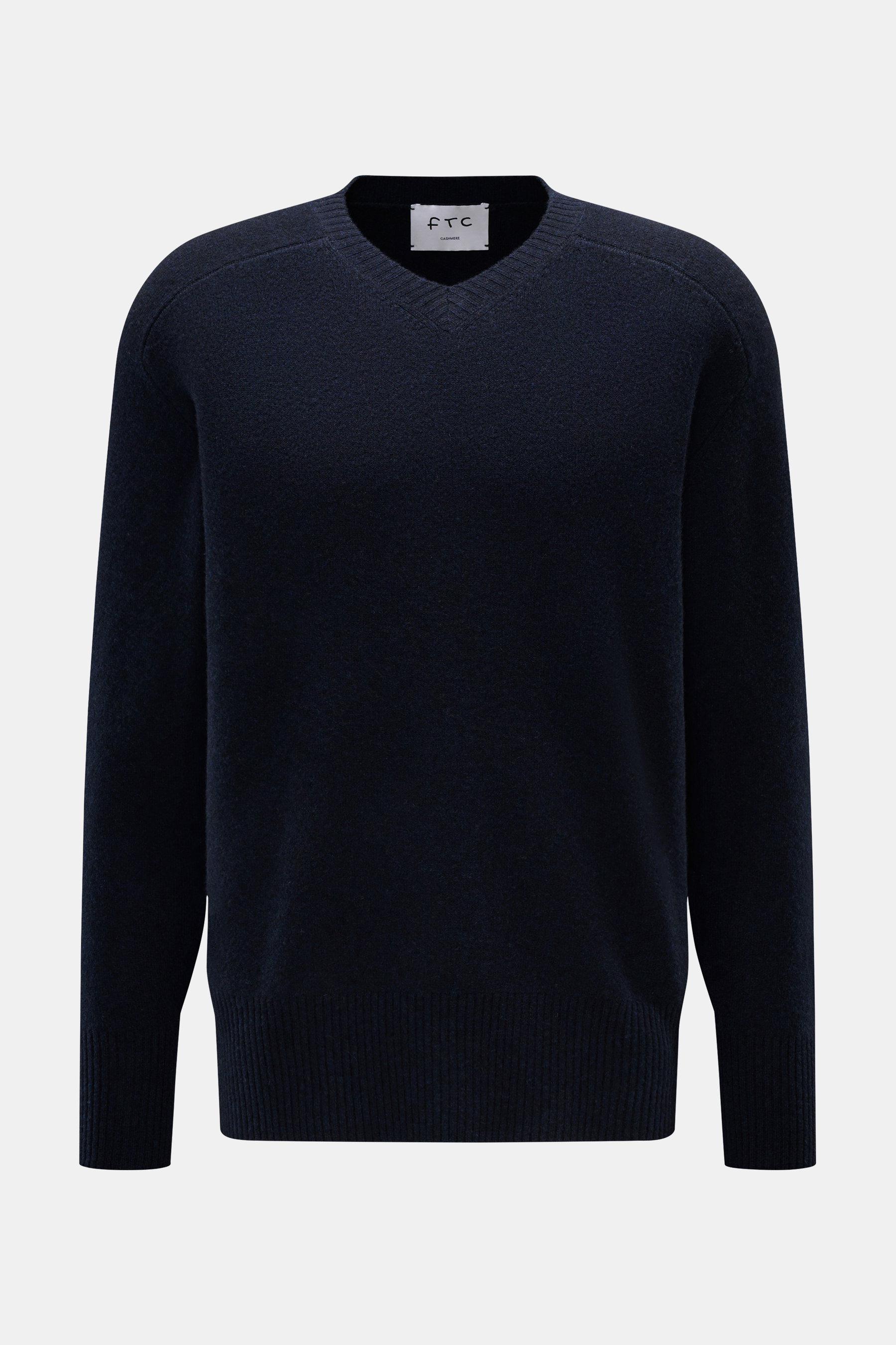 FTC Cashmere V-Neck-Pullover navy, frontal fotografiert, mit V-Ausschnitt, Regular Fit, reiner Fair-Trade-Cashmere, OEKO-TEX® zertifiziert, hoher Stretch-Anteil, weicher Griff, mittelfeines Strickbild, komfortable Rippbündchen.