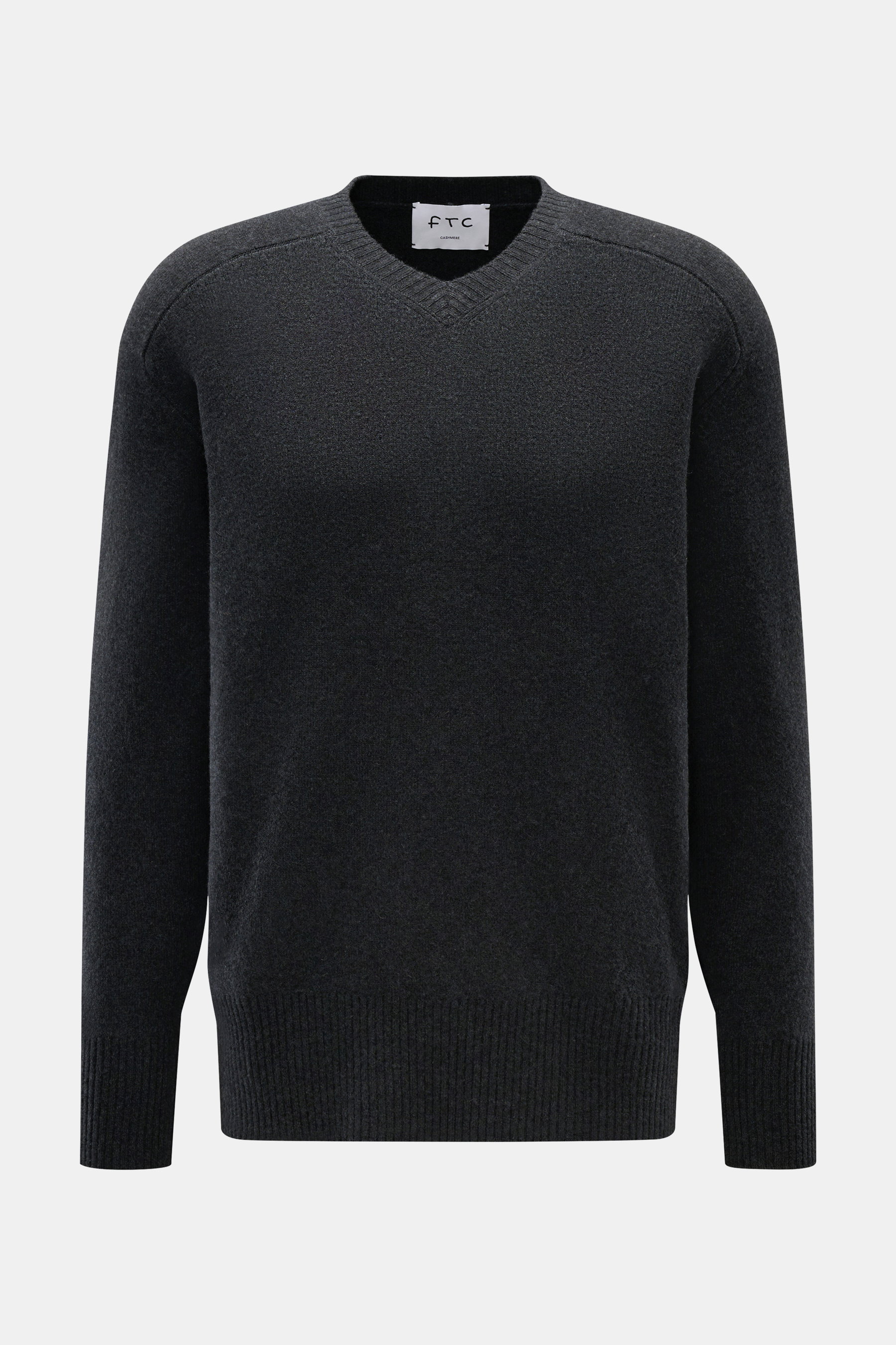FTC Cashmere V-Neck-Pullover anthrazit, frontal fotografiert, reiner Fair-Trade-Cashmere, OEKO-TEX® zertifiziert, hoher Stretch-Anteil, weicher Griff, mittelfeines Strickbild, Regular Fit, V-Ausschnitt, komfortable Rippbündchen.