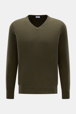 von Braun Cashmere V-Neck Pullover dark olive, slim Fit, V-Ausschnitt, feines Strickbild, elastische Rippbündchen, Frontansicht, reiner Cashmere, sehr weicher Griff.