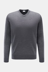 Frontale Nahaufnahme des von Braun Merino V-Neck Pullover anthrazit meliert, Slim Fit Basic mit V-Ausschnitt aus reiner Merinowolle, feinem Strickbild und elastischen Rippbündchen.