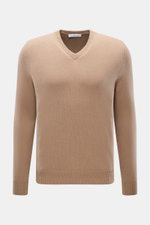 Malo Cashmere V-Neck Pullover hellbraun, slim fit, mittelfeines Strickbild, V-Ausschnitt, Rippbündchen, reiner Cashmere, Frontansicht.
