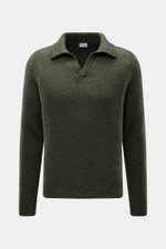 Vorderansicht des dunkelgrün melierten 04651/ A trip in a bag Strickpolo 'Mouline Johnny' Slim Fit mit Skipper-Kragen, mittelfeinem Strickbild, Mouline-Optik, Mix aus Schurwolle und Cashmere, weichem Griff und flexiblen Rippbündchen.