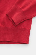 Malo Cashmere Rollkragenpullover rot Nahaufnahme von Ärmel und Saum, Slim Fit, feines Strickbild, anliegender Rollkragen, reiner Cashmere, weich, mit Rippbündchen.