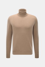 Malo Cashmere Rollkragenpullover beige, frontal aus mittlerer Distanz, Slim Fit mit anliegendem Rollkragen, feinstes Cashmere, weicher Griff, mittelfeines Strickbild, komfortable Rippbündchen.