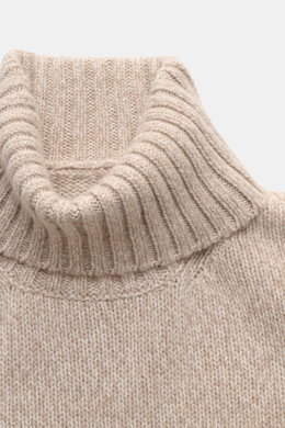 Fedeli Cashmere Rollkragenpullover 'Derby' beige meliert, Detailaufnahme von oben, grobes Strickbild, anliegender Rollkragen, Slim Fit, reiner Cashmere.